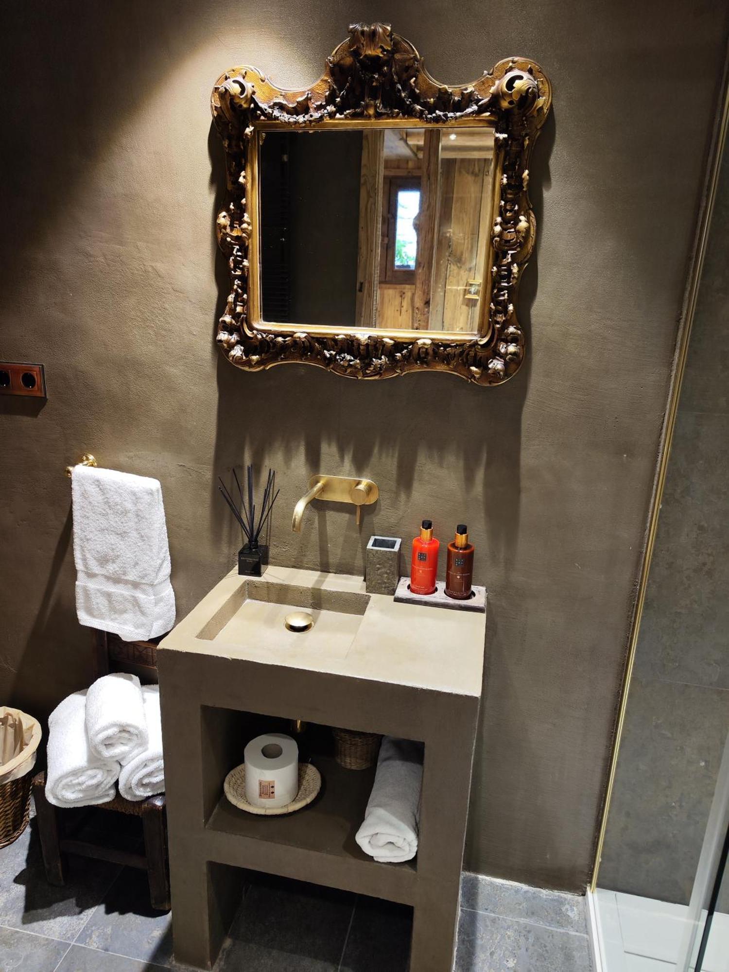 Apartamentos El Rincon De Usana Zona Zero อาอินซา ภายนอก รูปภาพ